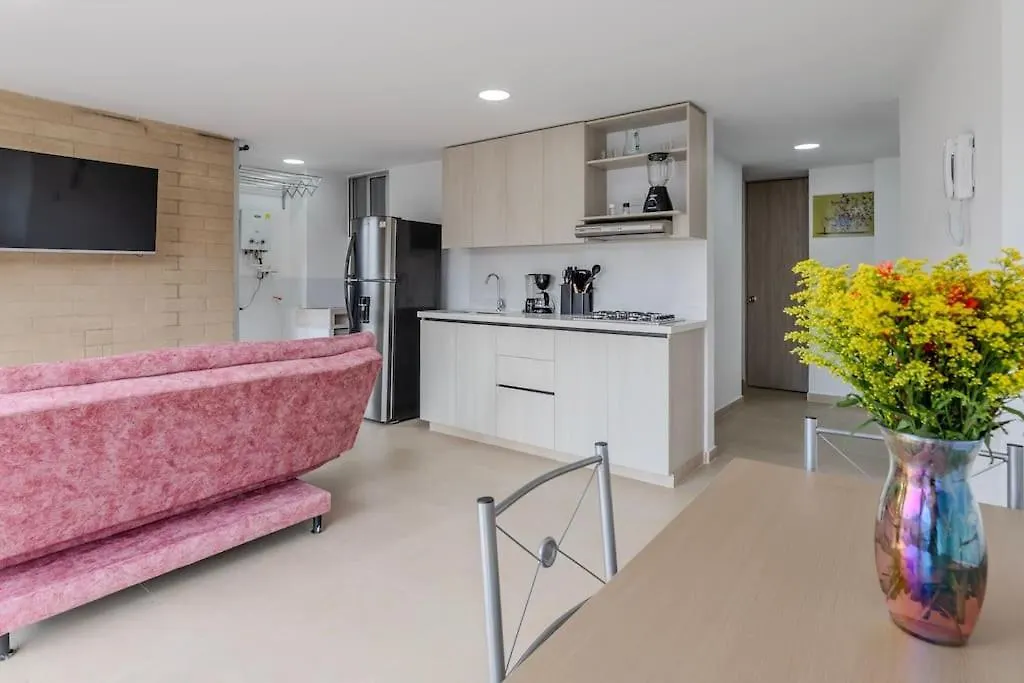 Lindo Apartamento En Laureles Con Piscina 501 Medellin Apartment